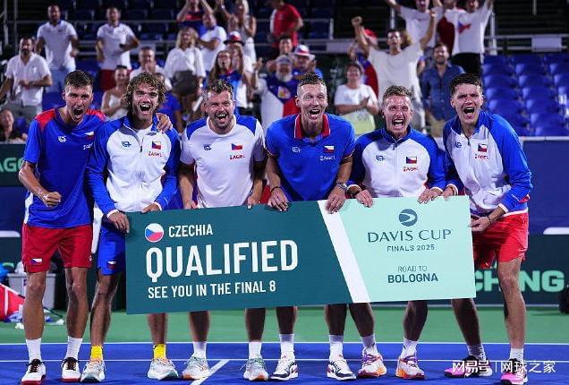 dingy, 凭借冠军收