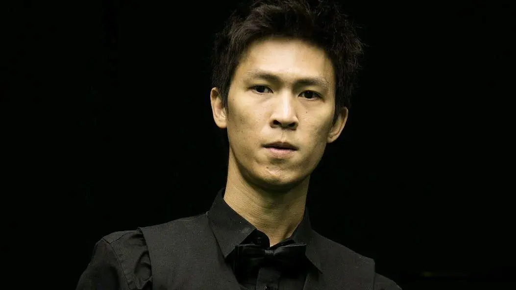 埃默里, 遭遇罗比威, cn