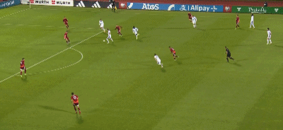 div, 赛历史射手, 欧足联官方