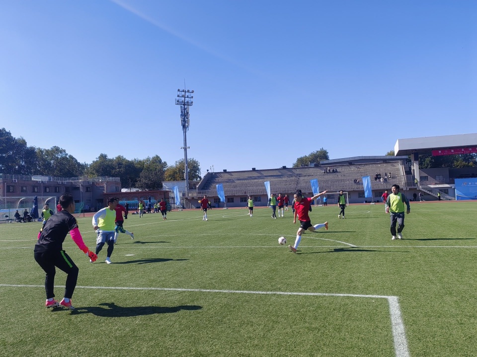 馆联队, 山田欣幸继, src